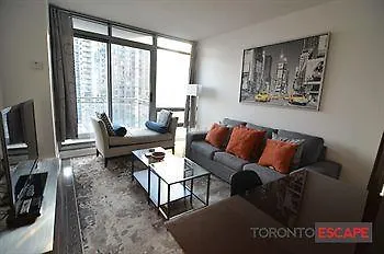 Toronto Escape - Mariner Terrace Hotel 3*,